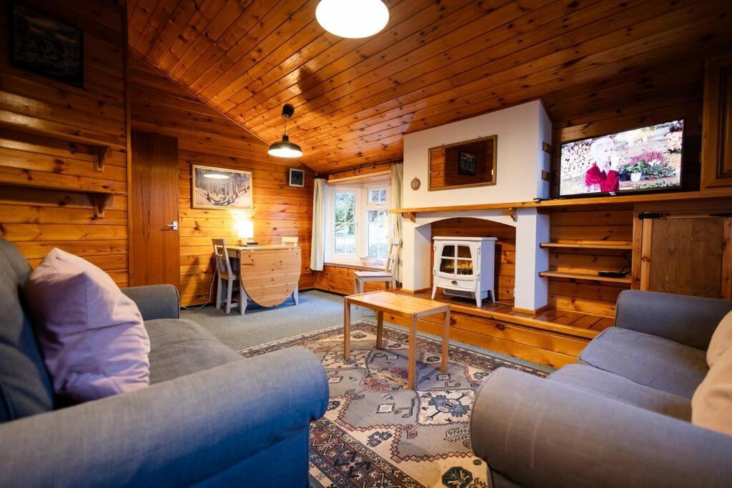 Cozy Norwegian Style Log Cabin In Rural Snowdonia - 2 Bedrooms & Parking By Seren Short Stays Ffestiniog Екстериор снимка