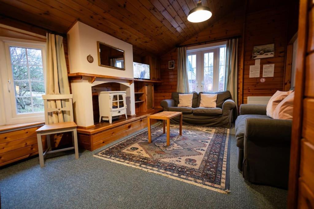Cozy Norwegian Style Log Cabin In Rural Snowdonia - 2 Bedrooms & Parking By Seren Short Stays Ffestiniog Екстериор снимка