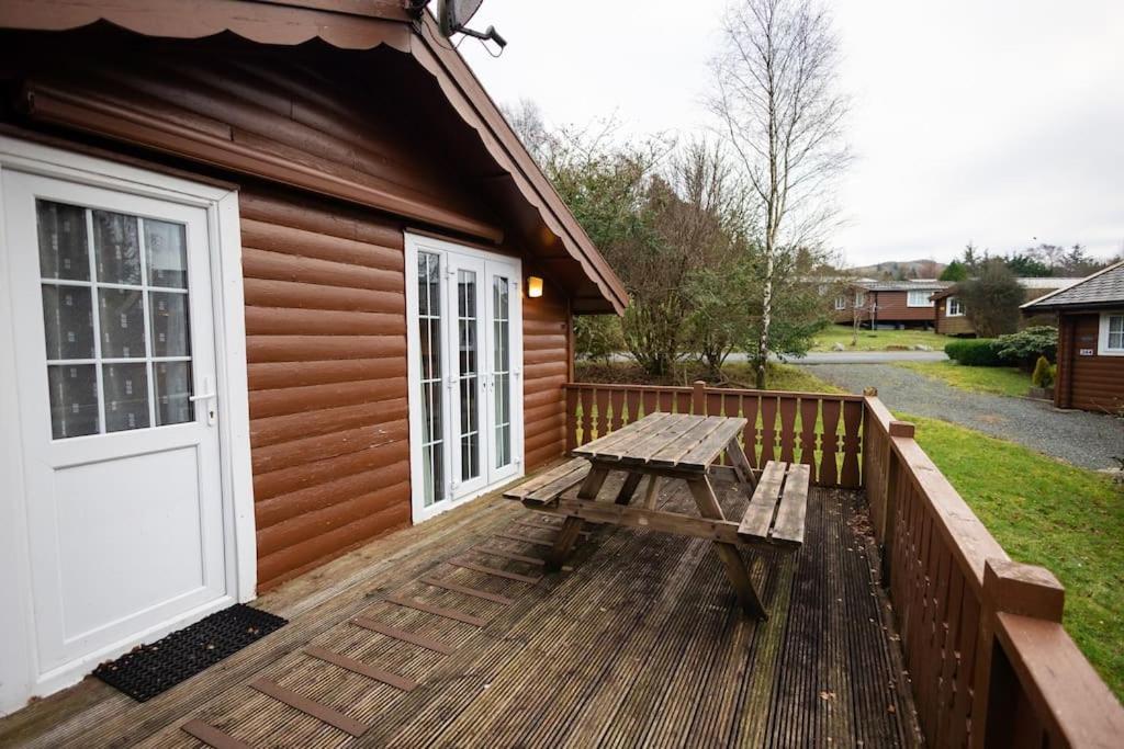 Cozy Norwegian Style Log Cabin In Rural Snowdonia - 2 Bedrooms & Parking By Seren Short Stays Ffestiniog Екстериор снимка